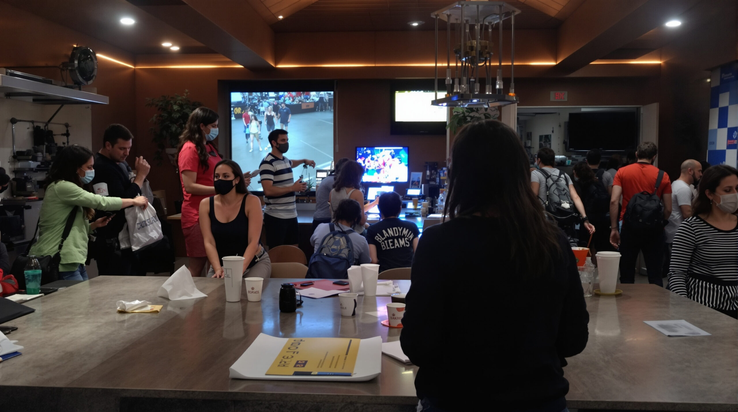 service professionnel de nettoyage des fientes de pigeons à bourges (18000). devis gratuit, intervention rapide. contactez-nous au +33607580882 pour un environnement propre et sain.